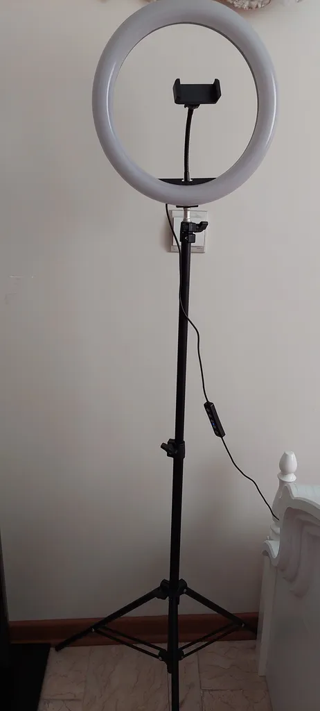 رینگ لایت مدل MJ33-RGB