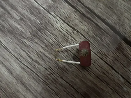 مضراب سه تار مدل m2