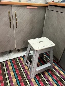 چهارپایه ناصر پلاستیک مدل تاشو کد YP-518