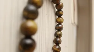 تجریه خرید ریسه سنگ چشم ببر کد 60