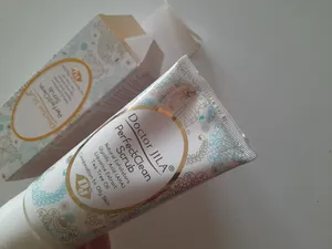 تجریه خرید اسکراب لایه بردار پوست دکتر ژیلا مدل perfect clean حجم 140 میلی لیتر