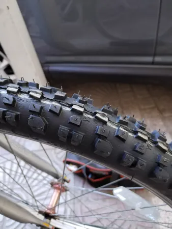 تایر دوچرخه ایران یاسا مدل گلدرشت پهن کد 26x2.35