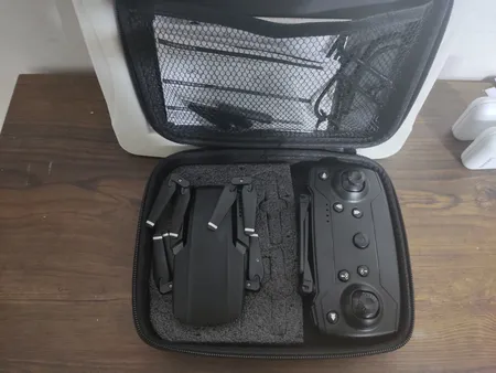 کواد کوپتر کنترلی مدل E99