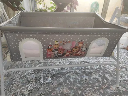 گهواره نوزاد شادی مدل مخمل طرح باغ وحش