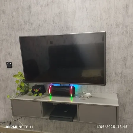 میز تلویزیون دیواری مدل FH86