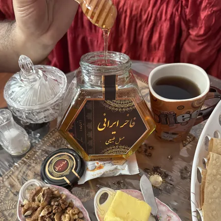 عسل طبیعی فاخر ایرانی - 1 کیلوگرم