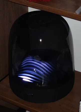 اسپیکر بلوتوثی هارمن کاردن مدل Aura Studio 3