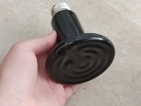 لامپ مادون قرمز 100 وات لاکی هرپ مدل سرامیکی کد CERAMIC-HEATER-220V-100W پایه E27