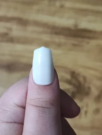 چسب ناخن مصنوعی مدل 014 بسته 96 عددی