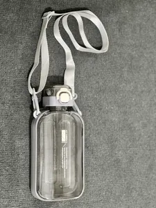 تجریه خرید قمقمه اس تی ییبن مدل کتابی بند دار کد YB-0792 گنجایش 0.7 لیتر