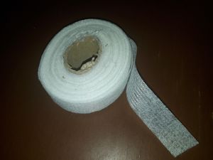 چرخ خیاطی دستی و ملزومات خیاطی