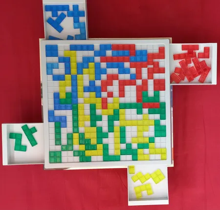 بازی فکری فکرانه مدل BLOKUS