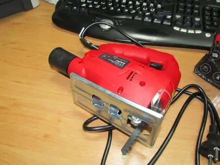 اره عمود بر ادون مدل EDL-550R