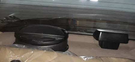 قاب اسپیکر خودرو کد 9 مناسب برای اسپیکر سایز 6x9 اینچ