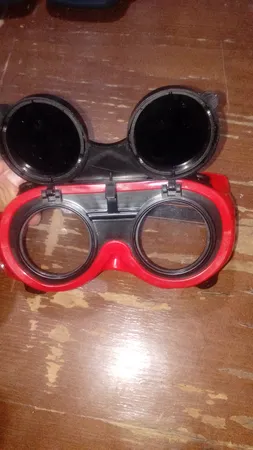 عینک جوشکاری مدل A002