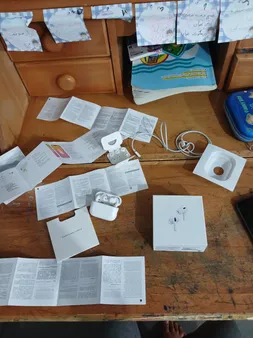 هدفون بلوتوثی مدل AirPods Pro 2nd Generation همراه با محفظه شارژ