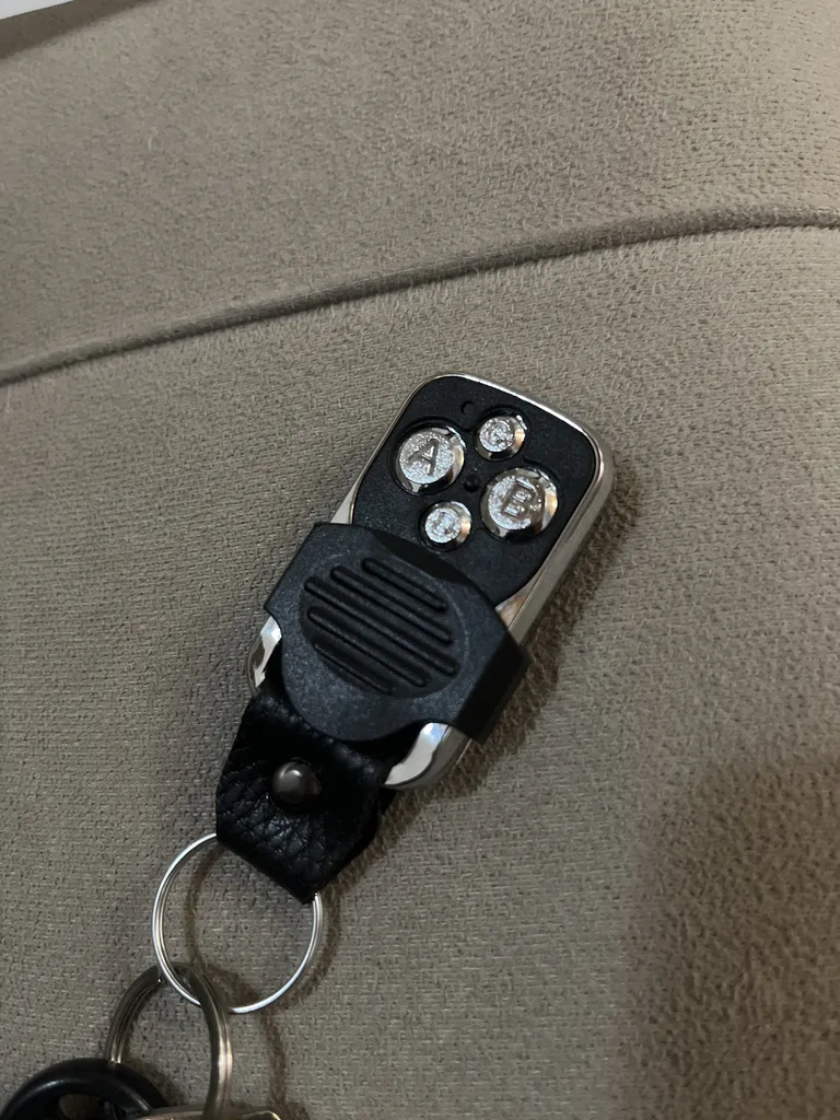 ریموت در پارکینگ بلوتوثی مدل IPA 433MHz