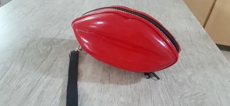 کیف لوازم آرایش سایز متوسط لب مدل L 442