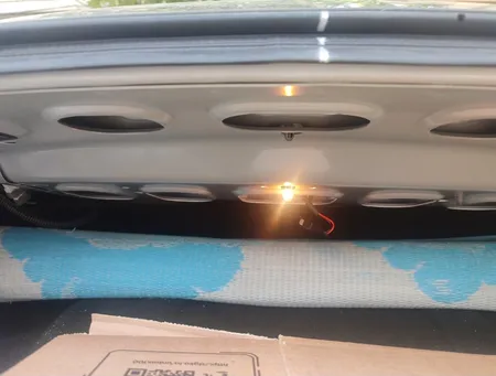 چراغ صندوق خودرو تک لایت مدل AM 5964 S مناسب برای ساینا