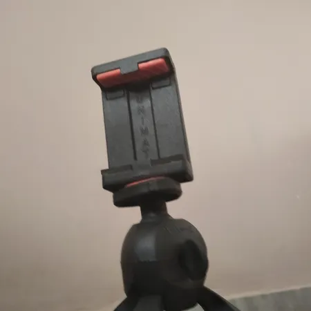 سه پایه نگهدارنده گوشی موبایل یونیمات مدل D909