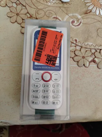 گوشی موبایل هانوفر مدل 8000N ظرفیت 32 مگابایت