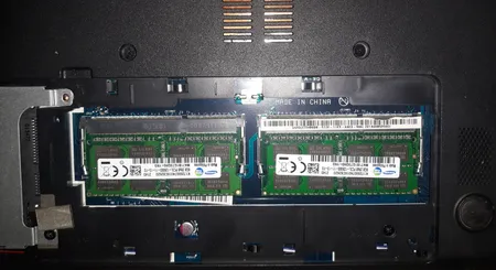 رم لپ تاپ DDR3L دو کاناله 1600مگاهرتز cl11 سامسونگ مدل PC3L-12800S ظرفیت 8 گیگابایت