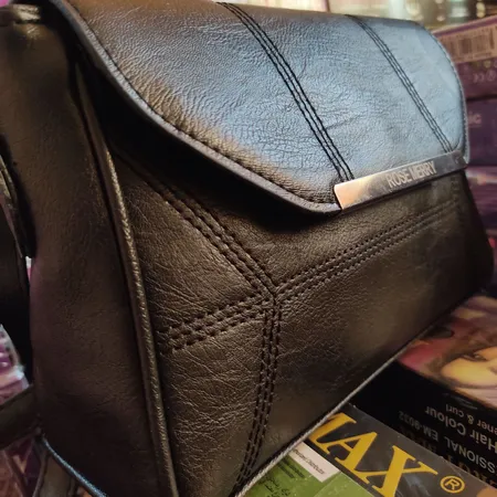 کیف دوشی زنانه مدل tork