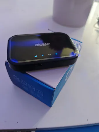 مودم همراه 4G آلکاتل مدل MW12VK CAT12