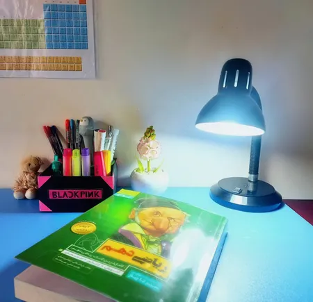 چراغ مطالعه کد R771