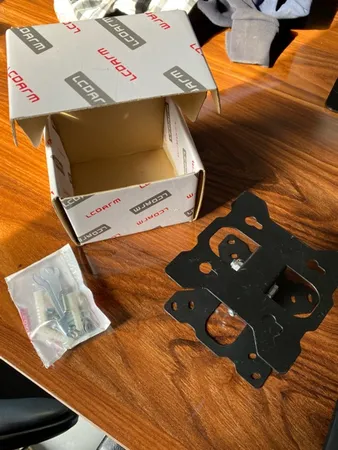 پایه مانیتور دیواری ال سی دی ارم مدل LW-85 مناسب برای سایز 15 تا 29 اینچ