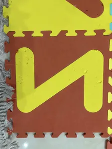 تجریه خرید کفپوش تاتامی بافوم مدل حروفی لاتین سایز 33×33 سانتی متر مجموعه 28 عددی