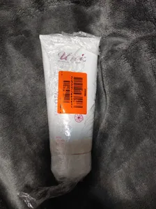 تجریه خرید فوم شست‌وشوی صورت یونی لد مدل Oily Skin حجم 200 میلی‌لیتر