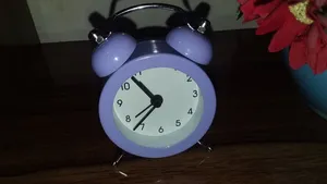 تجریه خرید ساعت رومیزی مدل Simple 002