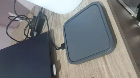 شارژر بی سیم سامسونگ مدل EP-P2400