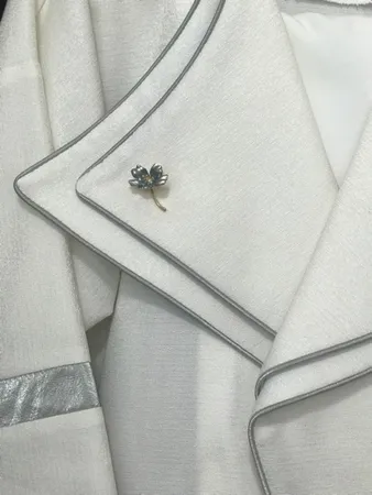 گل سینه زنانه مدل گل نسترن کد 00734