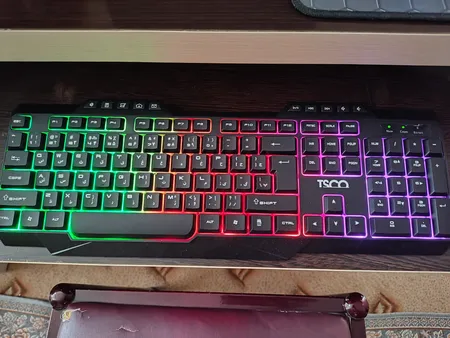 کیبورد تسکو مدل TK 8019، سوئیچ ممبران، Full-size، نورپردازی LED RGB