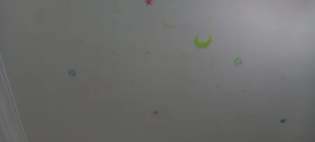 استیکر دیواری کودک مدل شب تاب طرح ستاره بسته 100 عددی