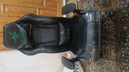 صندلی گیمینگ ریزر مدل G2020