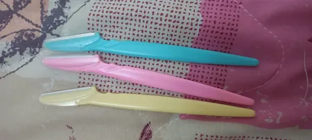 تیغ ابرو تینکه کد 09 بسته 3 عددی