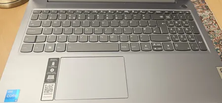 لپ تاپ 15.6 اینچی لنوو مدل IdeaPad Slim 3 15IRH8-i5 13420H-8GB LPDDR5-512GB SSD-IPS-Backlit-Fingerprint