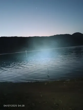 چراغ پیشانی مدل هفت ال ای دی شارژی کد F-T26