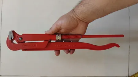 آچار لوله گیر ایران پتک مدل 001 سایز 1.5 اینچ