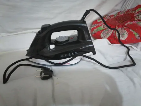 اتو بخار فوما مدل FU-1849