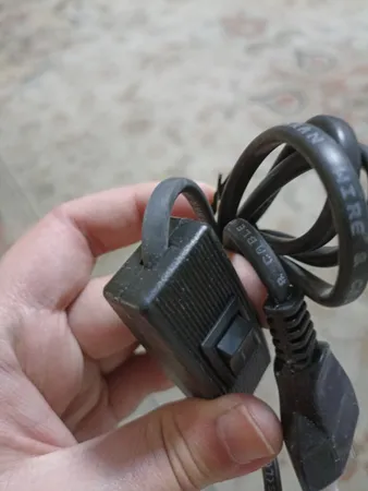 چراغ مطالعه صنایع‌ کریم‌ زاده مدل گیره ای کد CL-115