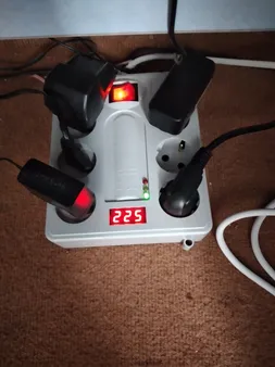 چندراهی برق و محافظ پارت الکتریک کد PE21604