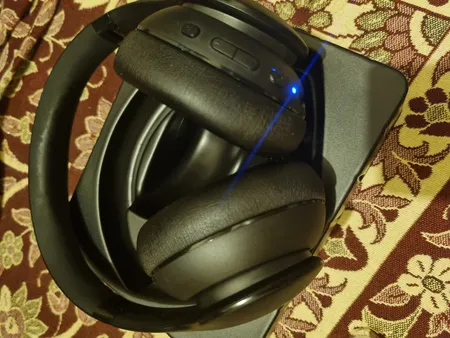 هدست بلوتوثی انکر مدل  SoundCore Life 2 Neo