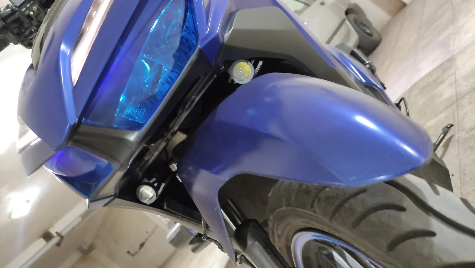 پرژکتور موتور سیکلت مدل MINI LED DOUBLE COLOR 1.3 A   مجموعه 2 عددی