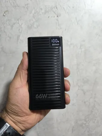 پاوربانک 66 وات مدل 72 ظرفیت 20000 میلی آمپر ساعت