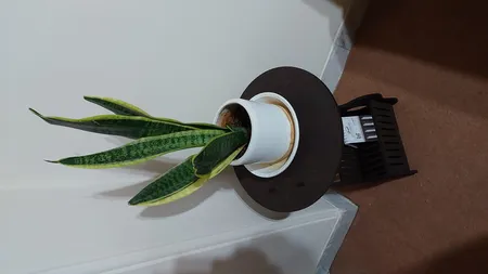 میز پاتختی چکاوک مدل کلاسیک