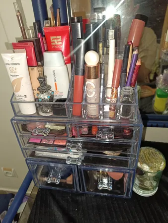 استند لوازم آرایشی مدل 06